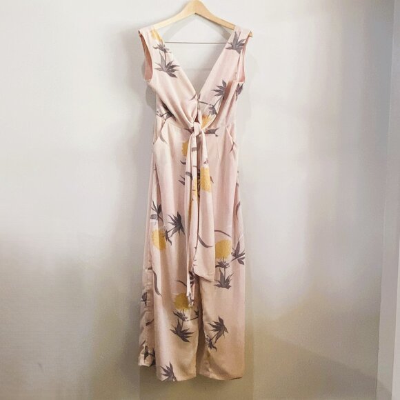 White Closet | Jumpsuit Floral Wide-Legl |‎ Size S Women's - Picture 2 of 13